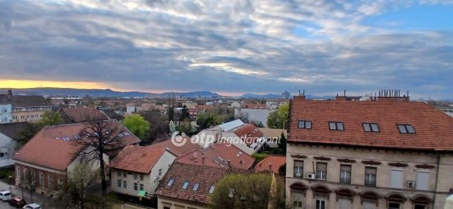 Eladó panellakás, Budapesten, X. kerületben 59.9 M Ft, 2 szobás