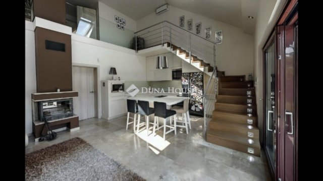 Eladó családi ház, Budapesten, XX. kerületben 164 M Ft, 4 szobás