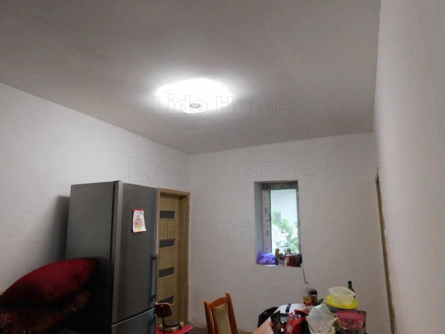 Eladó családi ház, Balatonbogláron 39 M Ft, 2 szobás