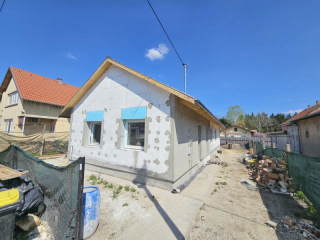 Eladó családi ház, Tárnokon 77.7 M Ft, 4 szobás