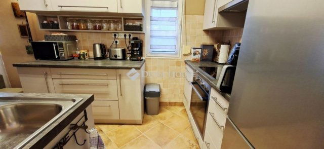 Eladó családi ház, Kecskeméten 84.9 M Ft, 4 szobás