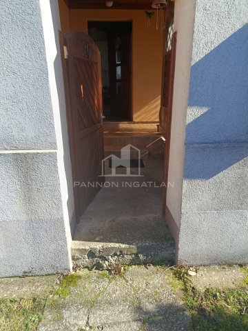 Eladó családi ház, Magyargencsen 10.9 M Ft, 2 szobás