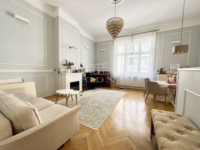 Kiadó téglalakás, albérlet, Budapesten, I. kerületben, 3 szobás