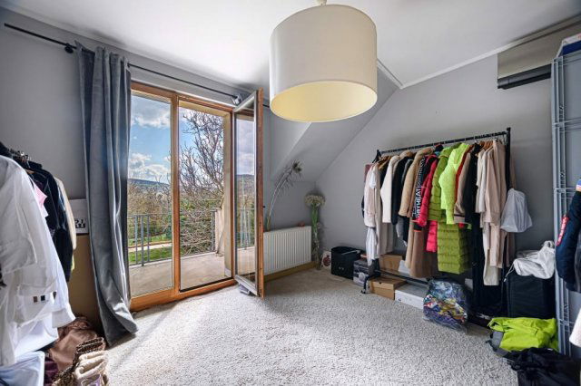 Eladó családi ház, Biatorbágyon 157.9 M Ft, 4 szobás