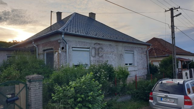 Eladó családi ház, Ózdon 12 M Ft, 3 szobás