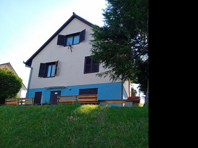 Eladó nyaraló, Zalakaroson 35 M Ft, 3 szobás