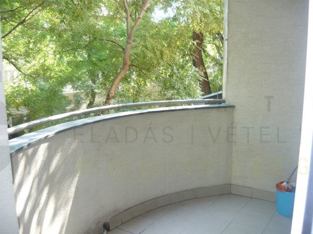 Eladó téglalakás, Szegeden, Hajnóczy utcában 104 M Ft