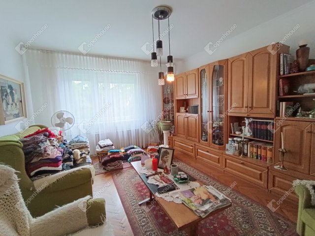 Eladó téglalakás, Sopronban 63.9 M Ft, 2 szobás