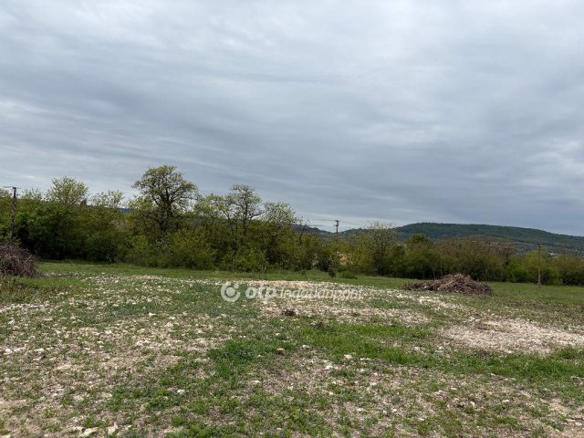 Eladó telek, Lesencetomajon 12.5 M Ft / költözzbe.hu