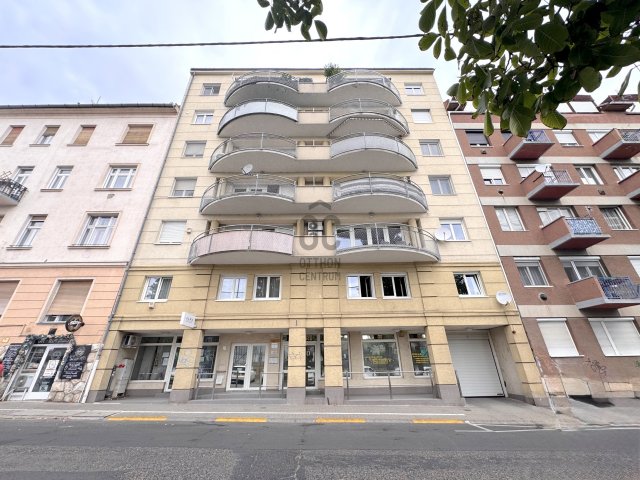 Eladó téglalakás, Budapesten, XII. kerületben 79.9 M Ft