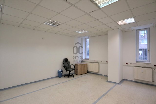 Kiadó ipari ingatlan, Budapesten, IV. kerületben 790 E Ft / hó