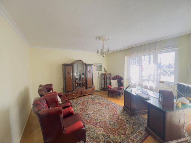 Eladó téglalakás, Tatabányán 47.9 M Ft, 3 szobás