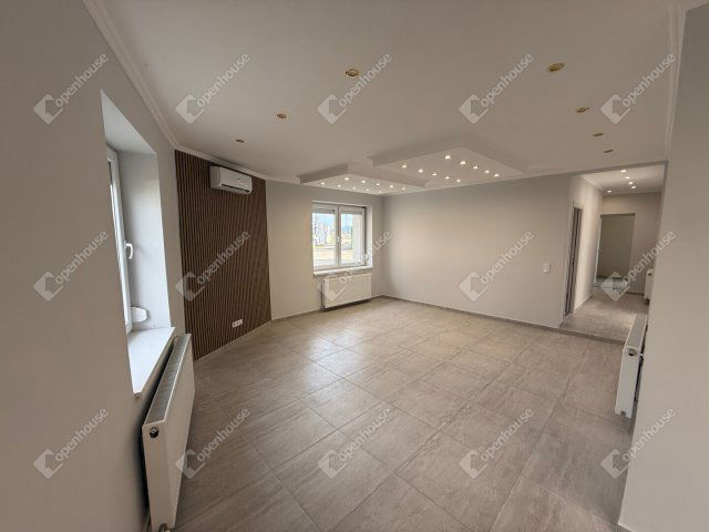 Eladó családi ház, Szerencsen 56.9 M Ft, 3 szobás