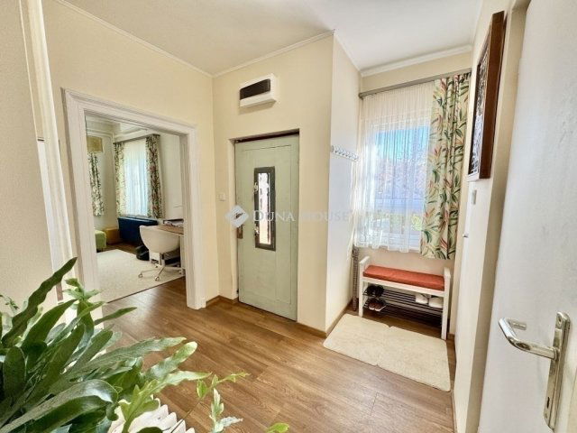 Eladó családi ház, Budapesten, XVIII. kerületben 142.9 M Ft