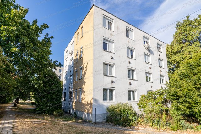 Eladó téglalakás, Miskolcon 24.5 M Ft, 1+1 szobás
