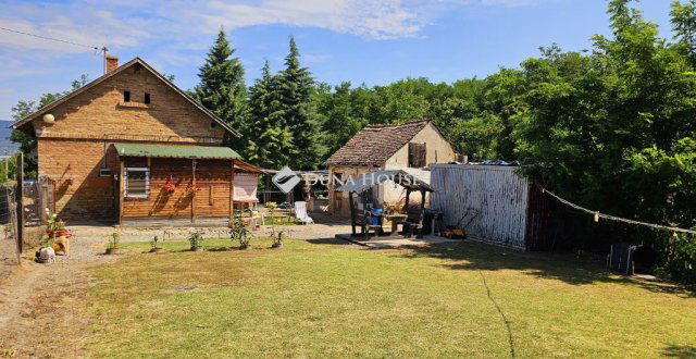 Eladó családi ház, Pellérden 21.99 M Ft, 2 szobás