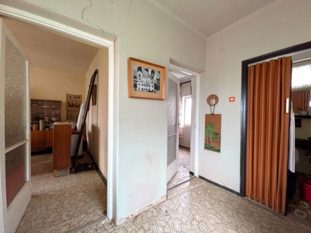 Eladó családi ház, Debrecenben 37.9 M Ft, 1 szobás