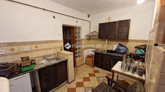 Eladó ikerház, Budapesten, XVIII. kerületben 93 M Ft, 4 szobás