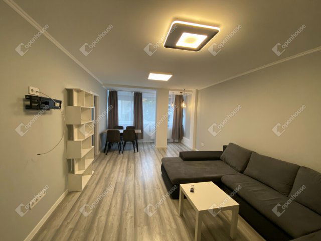 Kiadó téglalakás, albérlet, Győrött 210 E Ft / hó, 2 szobás
