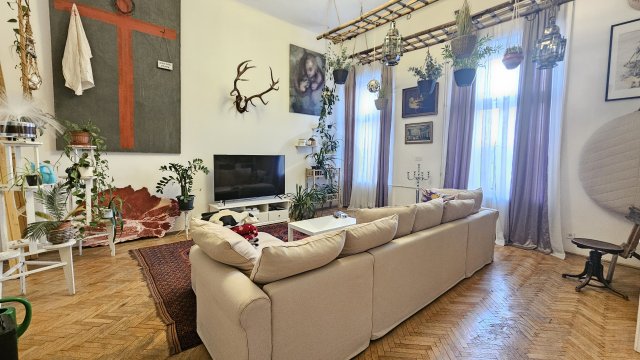 Eladó téglalakás, Budapesten, VIII. kerületben 110 M Ft