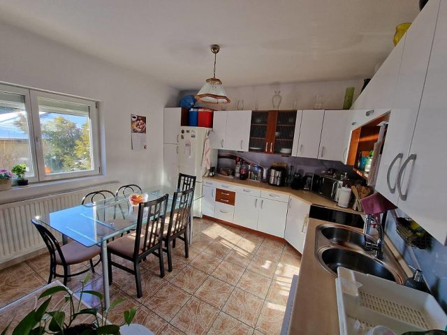 Eladó ikerház, Dunakeszin 147.9 M Ft, 6 szobás