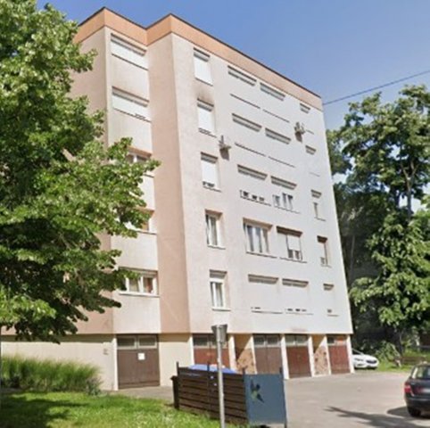 Eladó panellakás, Kaposváron 25 M Ft, 2 szobás