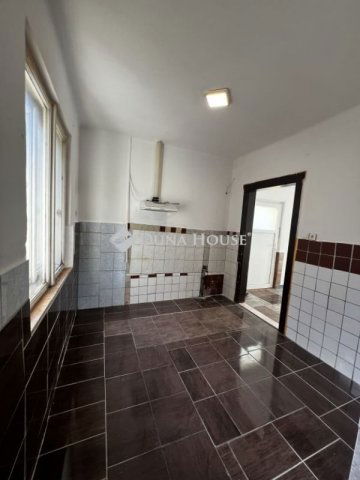 Eladó családi ház, Tokodaltárón 39.9 M Ft, 2 szobás