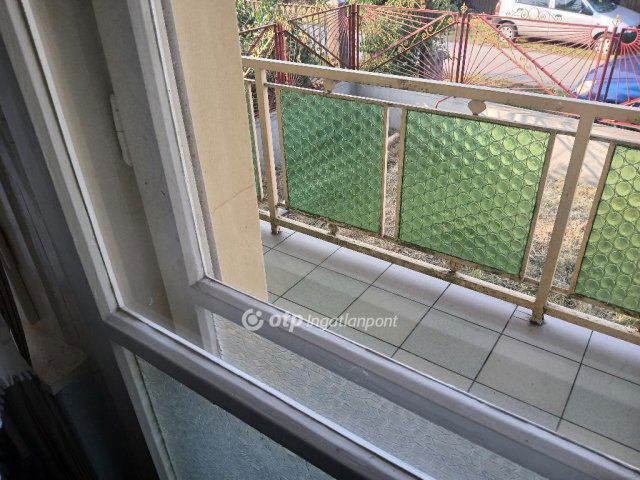 Eladó családi ház, Adácson 35 M Ft, 3 szobás