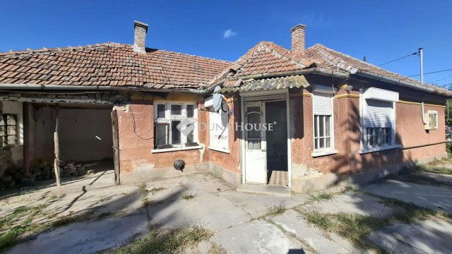 Eladó családi ház, Tápiószelén 11 M Ft, 3 szobás