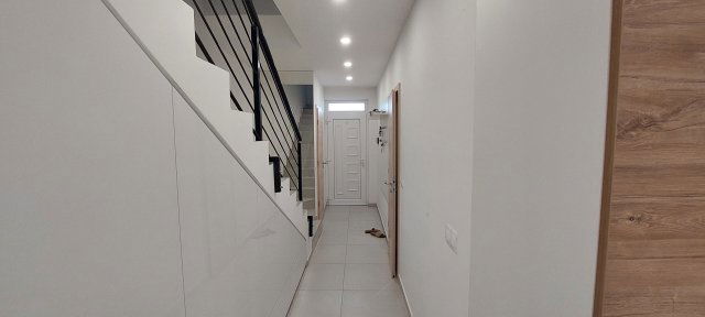 Eladó ikerház, Debrecenben 144.99 M Ft, 4 szobás