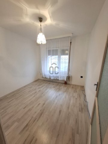 Eladó téglalakás, Üllőn 74.5 M Ft, 3 szobás