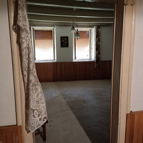 Eladó családi ház, Nagytevelen 9.5 M Ft, 3 szobás