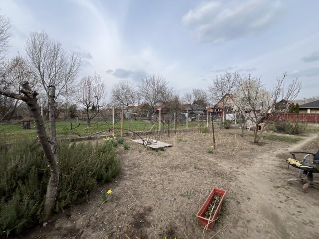 Eladó családi ház, Turán 42.9 M Ft, 4 szobás