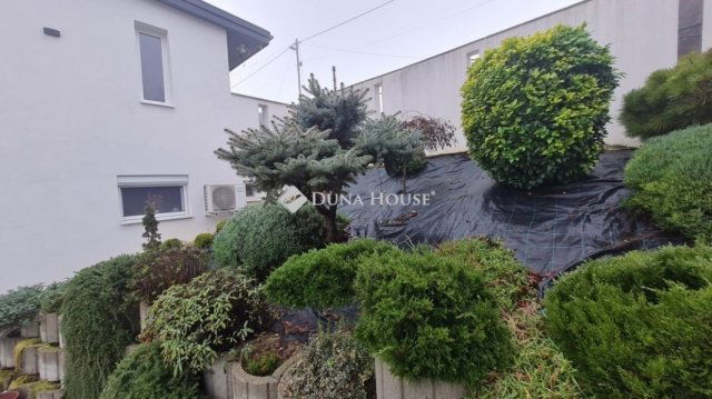 Eladó családi ház, Zalaegerszegen 105 M Ft, 4 szobás