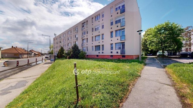 Eladó téglalakás, Miskolcon 23.5 M Ft, 1+1 szobás