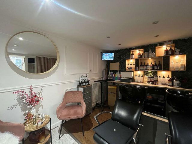 Eladó üzlethelyiség, Budapesten, III. kerületben 58 M Ft