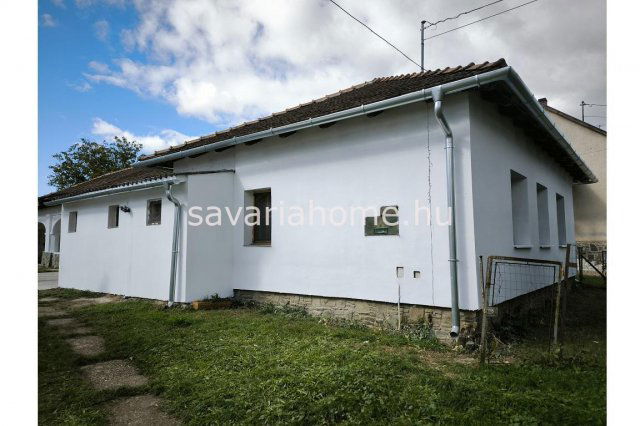 Eladó családi ház, Jákon 45 M Ft, 4 szobás