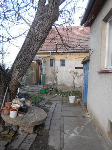 Eladó családi ház, Zalaegerszegen 24 M Ft, 2 szobás