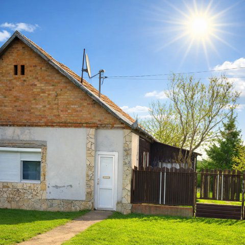 Eladó családi ház, Kállón 13.9 M Ft, 2 szobás