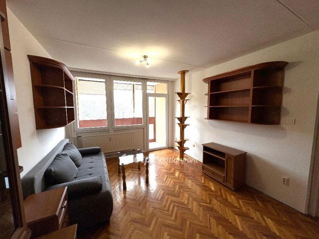 Kiadó panellakás, albérlet, Debrecenben 160 E Ft / hó, 2 szobás