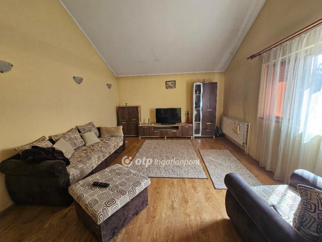 Eladó családi ház, Kalocsán 52 M Ft, 4 szobás