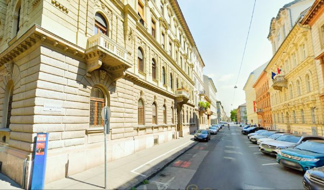 Eladó téglalakás, VI. kerületben, Vörösmarty utcában