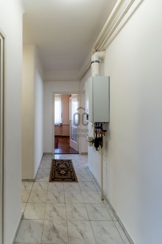 Eladó téglalakás, Abonyban 41.9 M Ft, 3 szobás