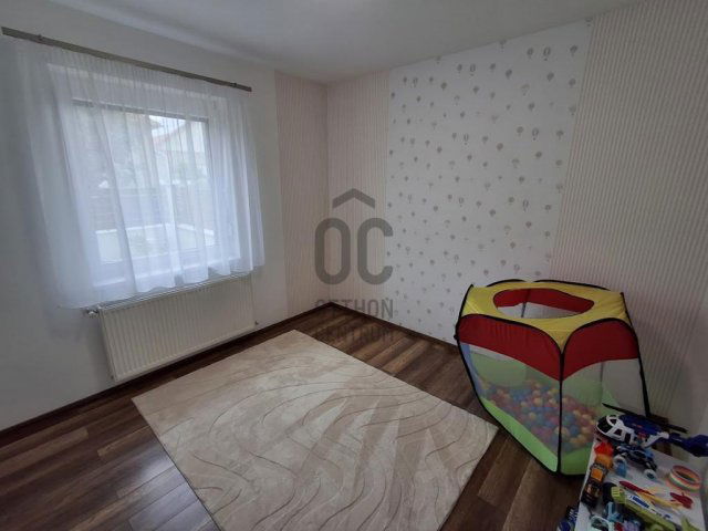 Eladó családi ház, Cegléden 97.9 M Ft, 3 szobás