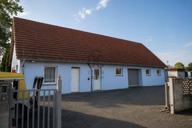 Eladó ipari ingatlan, Fertőszéplakon 70 M Ft