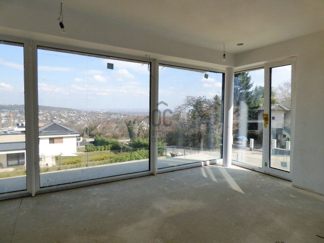 Eladó ikerház, Budapesten, III. kerületben 345 M Ft, 5 szobás