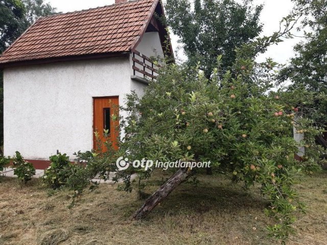 Eladó családi ház, Püspökladányban 4.9 M Ft, 1+1 szobás