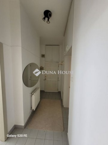 Eladó téglalakás, Vecsésen 74.9 M Ft, 4 szobás
