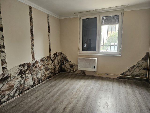 Kiadó téglalakás, albérlet, Pápán 85 E Ft / hó, 1 szobás