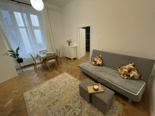 Kiadó téglalakás, albérlet, I. kerületben, Pauler utcában